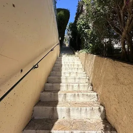 Appartamento Chez Cecilia , Bellissima Casa Indipendente Con Giardino E Patio *