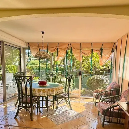 Chez Cecilia , Bellissima Casa Indipendente Con Giardino E Patio *