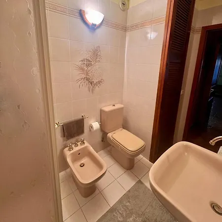 Chez Cecilia , Bellissima Casa Indipendente Con Giardino E Patio * Roccabruna